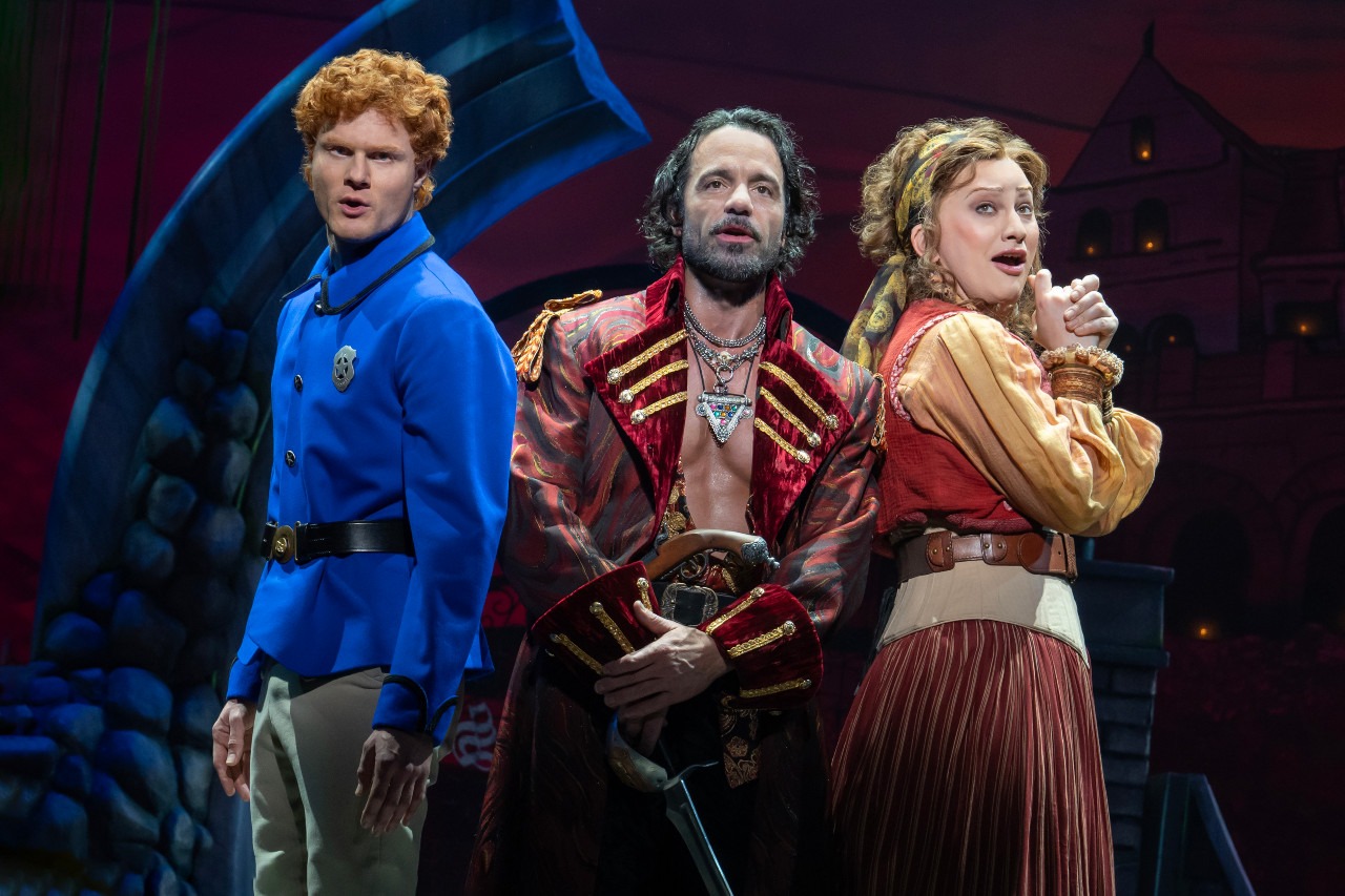 ‘PIRATES! THE PENZANCE MUSICAL’: Nicholas Barasch, Ramin Karimloo & Jinkx Monsoon. Photo: Joan Marcus.